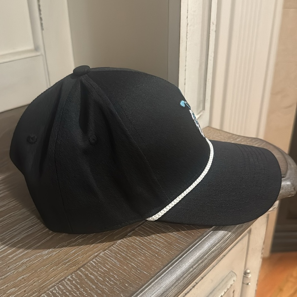Golf Snowman Hat - Picture 4 of 6